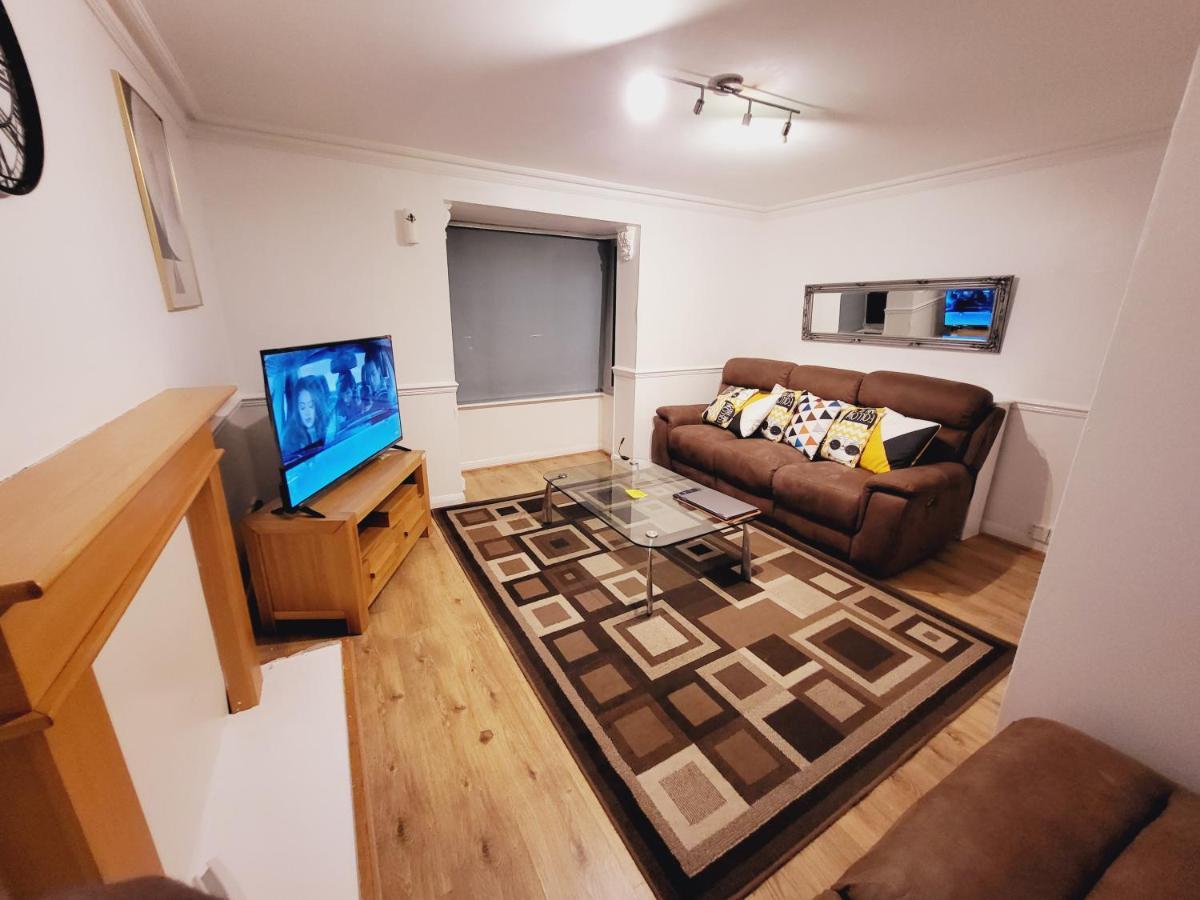 Manor Place Apartment Thamesmead Thamesmead  Εξωτερικό φωτογραφία