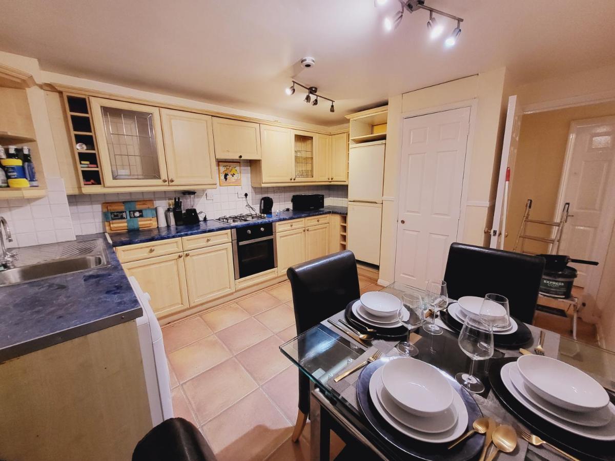 Manor Place Apartment Thamesmead Thamesmead  Εξωτερικό φωτογραφία